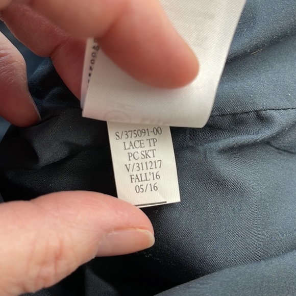 0 // Banana Republic Factory NWT Gray Lace Top Pencil Skirt - Picture 11 of 11